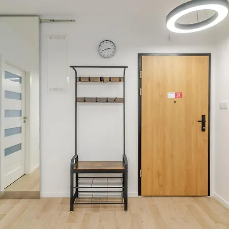 Strzelecka Bright By Bookinghost Apartamento Katowice