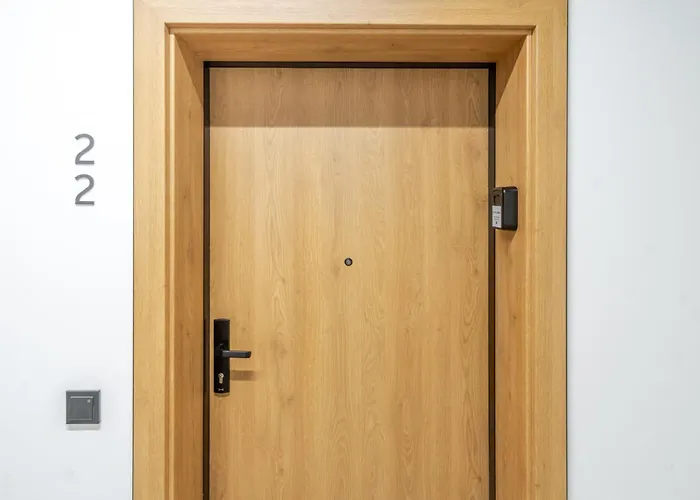 Strzelecka Bright By Bookinghost *