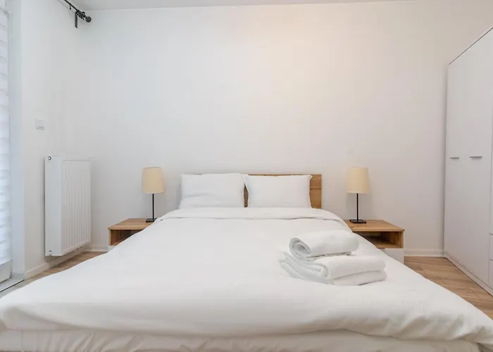 Apartamento Strzelecka Bright By Bookinghost *